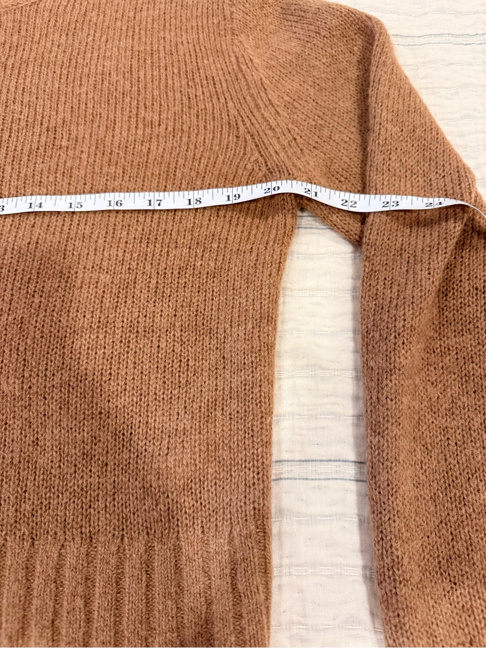 Everlane Alpaca Cropped Camel Crewneck Sweater - Picture 8 of 15